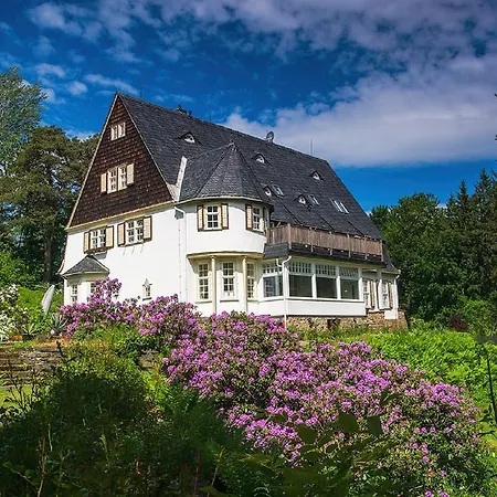 Im Wiesenbad Thermalbad Wiesenbad